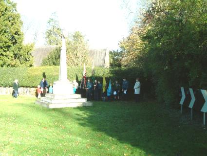 Rememberance Sunday 2004 - LET US REMEMBER
