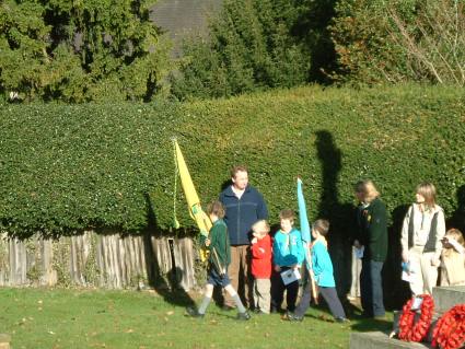 Rememberance Sunday 2004 - LET US REMEMBER