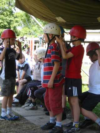 District Longridge Day 2005 - Pinkneys Green Cub Scouts