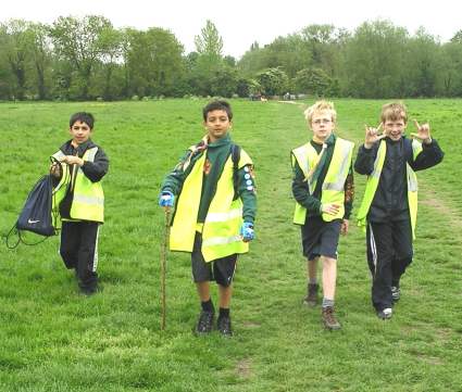 JOTT - District Cub Incident Hike -  2006 - Pinkneys Green Cub Scouts