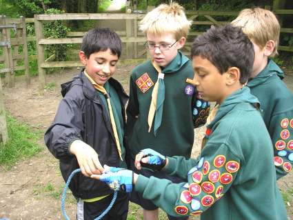 JOTT - District Cub Incident Hike -  2006 - Pinkneys Green Cub Scouts