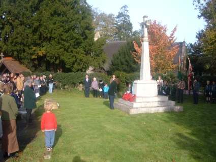 Rememberance Sunday 2006 - LET US REMEMBER