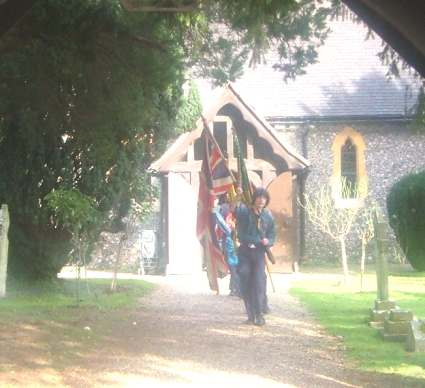Rememberance Sunday 2006 - LET US REMEMBER
