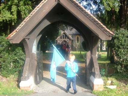 Rememberance Sunday 2006 - LET US REMEMBER