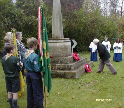 Rememberance Sunday 2002 - Laying the Wreaths