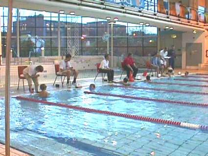 District Swimming Gala 2004 - Pinkneys Green Scouts